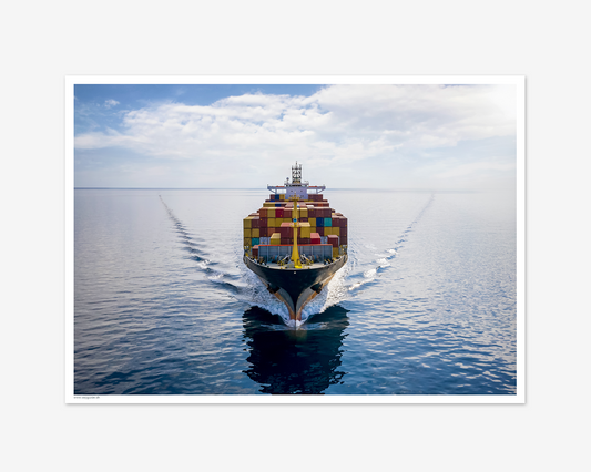 Containerskib, ret for, roligt hav